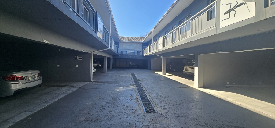 Commercial Property for Sale in Cambridge Eastern Cape